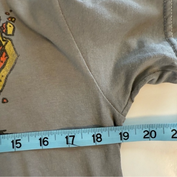 Def Leppard Leopard T Shirt Grey Short Sleeve Faded Worn Wash Goodie Two Sleeve - Picture 5 of 6